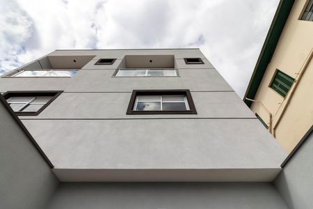 Casa à venda com 179m², 3 quartos e 2 vagas Casa à venda com 179m², 3 quartos e 2 vagasQuintal