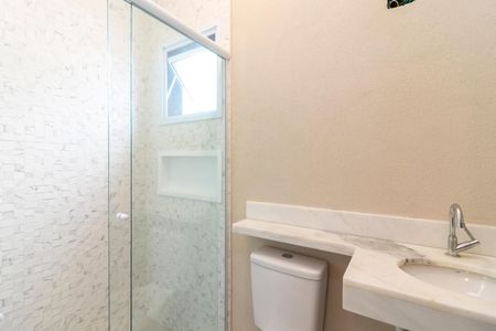 Casa à venda com 179m², 3 quartos e 2 vagas Casa à venda com 179m², 3 quartos e 2 vagasBanheiro da Suíte 1