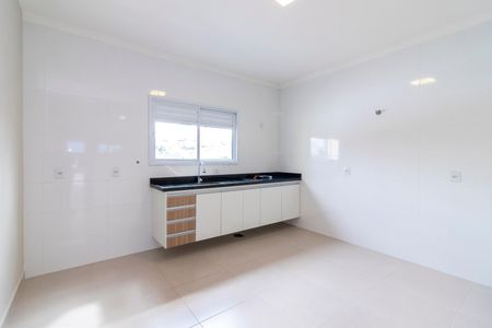 Casa à venda com 179m², 3 quartos e 2 vagas Casa à venda com 179m², 3 quartos e 2 vagasCozinha
