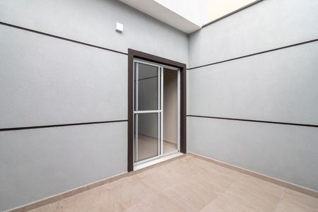 Casa à venda com 179m², 3 quartos e 2 vagas Casa à venda com 179m², 3 quartos e 2 vagasQuintal