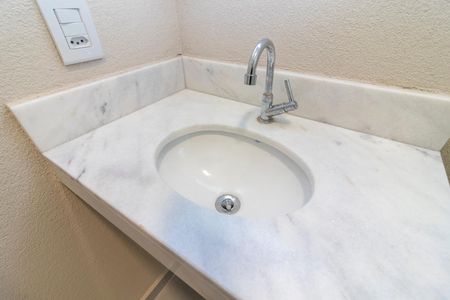 Casa à venda com 179m², 3 quartos e 2 vagas Casa à venda com 179m², 3 quartos e 2 vagasBanheiro da Suíte 3