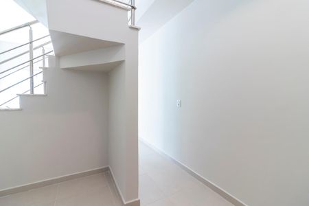 Casa à venda com 179m², 3 quartos e 2 vagas Casa à venda com 179m², 3 quartos e 2 vagasÁrea de Serviço