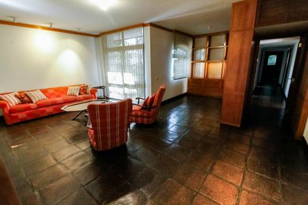 Casa à venda com 1157m², 6 quartos e 8 vagasSala 3