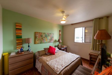 Apartamento à venda com 127m², 4 quartos e 2 vagas Apartamento à venda com 127m², 4 quartos e 2 vagasSuite 1