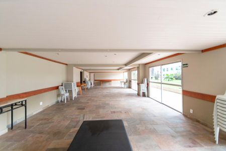 Apartamento à venda com 127m², 4 quartos e 2 vagas Apartamento à venda com 127m², 4 quartos e 2 vagasÁrea comum - Salão de festas