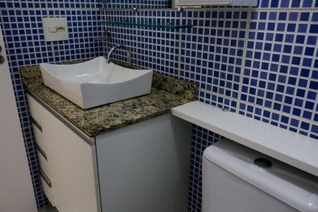 Apartamento para alugar com 80m², 3 quartos e 1 vaga Apartamento para alugar com 80m², 3 quartos e 1 vagaBanheiro Social
