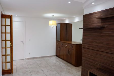 Apartamento para alugar com 80m², 3 quartos e 1 vaga Apartamento para alugar com 80m², 3 quartos e 1 vagaSala