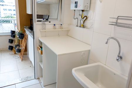 Apartamento para alugar com 80m², 3 quartos e 1 vaga Apartamento para alugar com 80m², 3 quartos e 1 vagaLavanderia