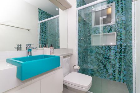 Apartamento à venda com 82m², 3 quartos e 2 vagasBanheiro 