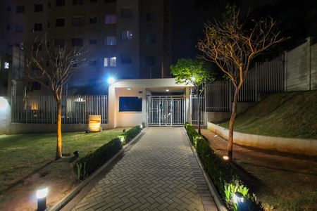 Apartamento para alugar com 41m², 2 quartos e 1 vagaFachada e portaria