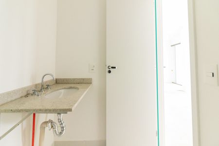 Apartamento à venda com 73m², 2 quartos e 1 vagaBanheiro Social