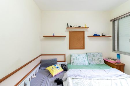 Apartamento à venda com 106m², 3 quartos e 2 vagasQuarto 2