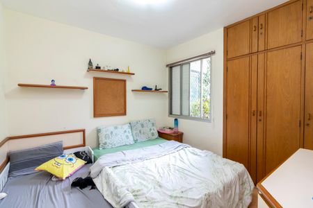 Apartamento à venda com 106m², 3 quartos e 2 vagasQuarto 2