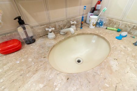 Apartamento à venda com 106m², 3 quartos e 2 vagasBanheiro 