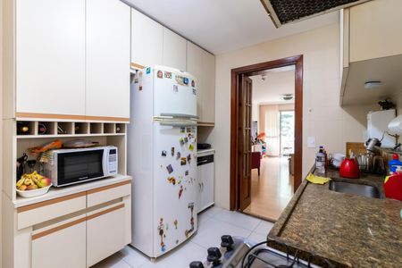 Apartamento à venda com 106m², 3 quartos e 2 vagasCozinha