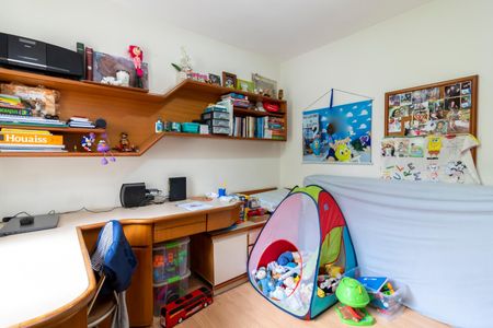 Apartamento à venda com 106m², 3 quartos e 2 vagasQuarto 