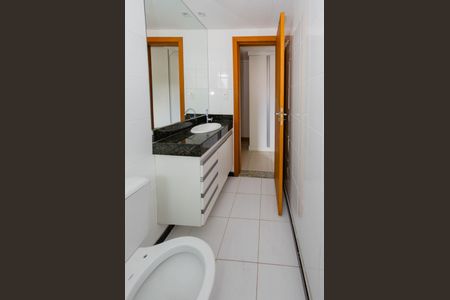 Apartamento à venda com 130m², 3 quartos e 2 vagasBanheiro suíte