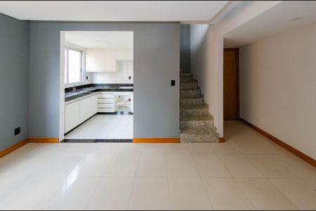 Apartamento à venda com 130m², 3 quartos e 2 vagasSala