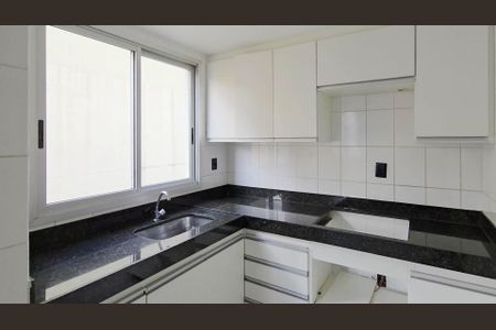 Apartamento à venda com 130m², 3 quartos e 2 vagasCozinha