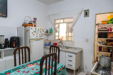 Casa à venda com 350m², 6 quartos e 2 vagasCasa 3 - Cozinha