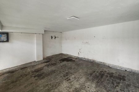 Casa à venda com 230m², 4 quartos e 2 vagas Casa à venda com 230m², 4 quartos e 2 vagasGaragem