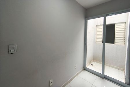 Casa à venda com 230m², 4 quartos e 2 vagas Casa à venda com 230m², 4 quartos e 2 vagasQuarto 2