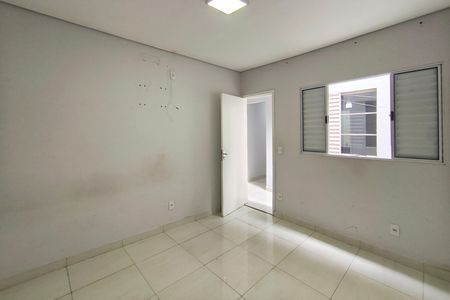 Casa à venda com 230m², 4 quartos e 2 vagas Casa à venda com 230m², 4 quartos e 2 vagasSuíte