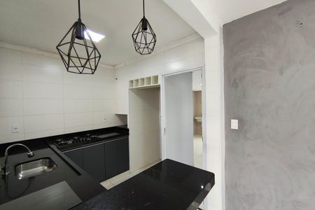 Casa à venda com 230m², 4 quartos e 2 vagas Casa à venda com 230m², 4 quartos e 2 vagasCozinha