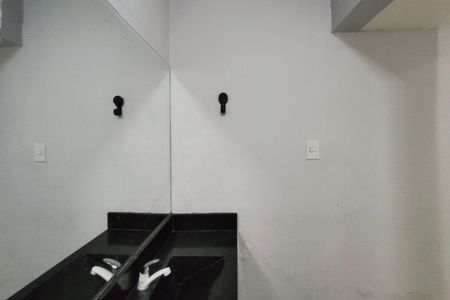 Casa à venda com 230m², 4 quartos e 2 vagas Casa à venda com 230m², 4 quartos e 2 vagasBanheiro da Suíte
