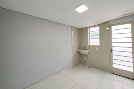 Casa à venda com 230m², 4 quartos e 2 vagas Casa à venda com 230m², 4 quartos e 2 vagasÁrea de Serviço