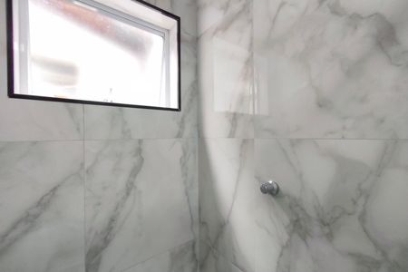 Casa à venda com 230m², 4 quartos e 2 vagas Casa à venda com 230m², 4 quartos e 2 vagasBanheiro da Suíte