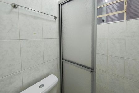 Casa à venda com 230m², 4 quartos e 2 vagas Casa à venda com 230m², 4 quartos e 2 vagasBanheiro Social