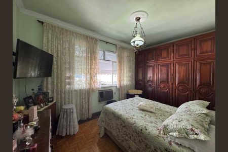 Casa de condomínio à venda com 168m², 3 quartos e 2 vagas