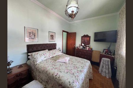 Casa de condomínio à venda com 168m², 3 quartos e 2 vagas