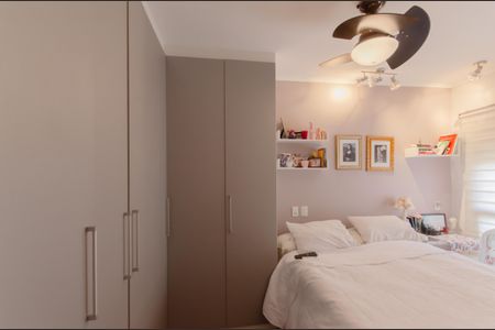 Apartamento à venda com 82m², 2 quartos e 2 vagasSuíte