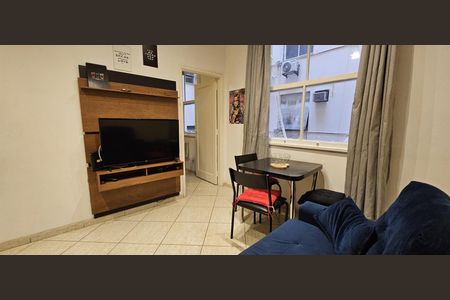 Apartamento à venda com 33m², 1 quarto e sem vaga