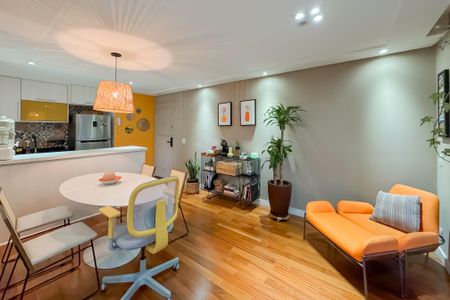 Apartamento à venda com 67m², 2 quartos e 1 vagaSala