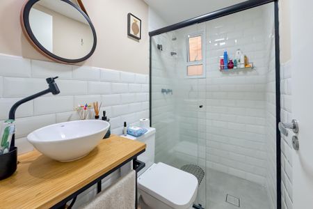 Apartamento à venda com 67m², 2 quartos e 1 vagaBanheiro Corredor