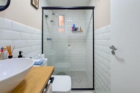 Apartamento à venda com 67m², 2 quartos e 1 vagaBanheiro Corredor