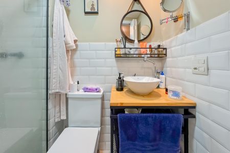 Apartamento à venda com 67m², 2 quartos e 1 vagaBanheiro da Suíte