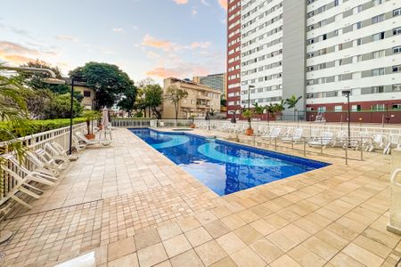 Apartamento à venda com 67m², 2 quartos e 1 vagaPiscina