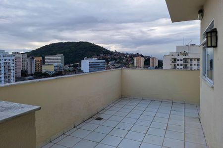 Apartamento à venda com 87m², 2 quartos e 1 vaga Apartamento à venda com 87m², 2 quartos e 1 vagaCobertura
