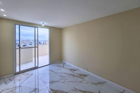 Apartamento à venda com 87m², 2 quartos e 1 vaga Apartamento à venda com 87m², 2 quartos e 1 vagaSala