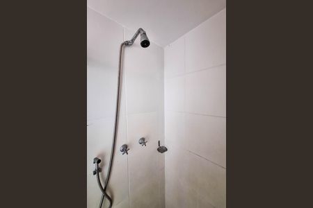 Apartamento à venda com 87m², 2 quartos e 1 vaga Apartamento à venda com 87m², 2 quartos e 1 vagaBanheiro Social