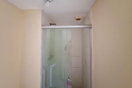 Apartamento à venda com 87m², 2 quartos e 1 vaga Apartamento à venda com 87m², 2 quartos e 1 vagaBanheiro da Suíte