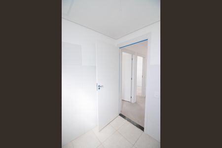 Apartamento à venda com 44m², 2 quartos e 1 vagaBanheiro Social