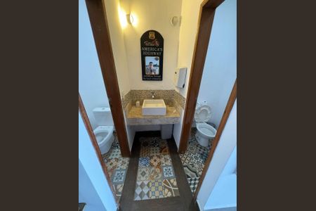 Casa à venda com 300m², 3 quartos e 3 vagasLavabo