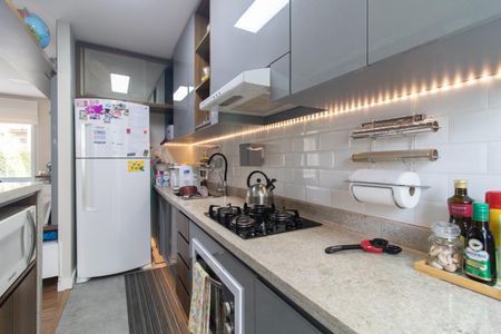 Casa de condomínio à venda com 197m², 3 quartos e 2 vagasCozinha e Área de Serviço