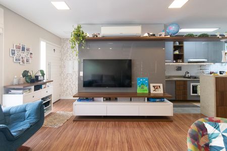 Casa de condomínio à venda com 197m², 3 quartos e 2 vagasSala