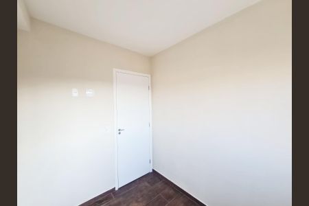 Apartamento à venda com 47m², 2 quartos e 1 vagaQuarto 02